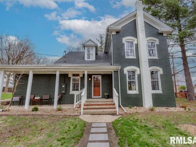 302 S Darst St, Eureka, IL, 61530