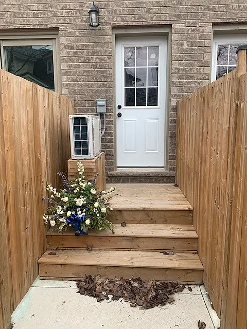 27B Norwich Street East — Photo 2