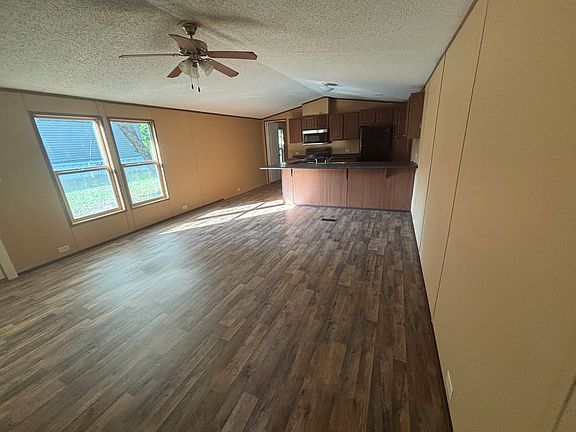 3rd image of 142 Jones Acres Dr