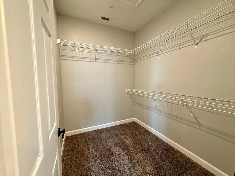 2604 Tanoak Ter — Photo 13