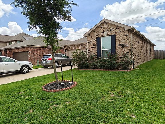 3rd image of 1270 Glendora Dr