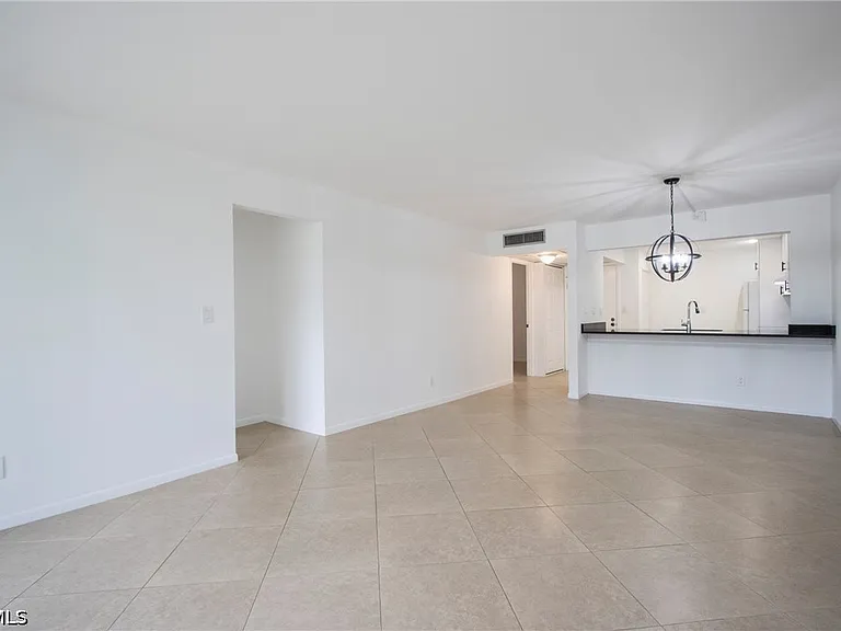 1083 Forest Lakes Dr #206 — Photo 11