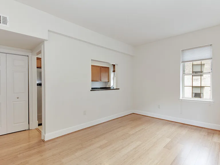 1673 Park Rd NW #303 — Photo 4