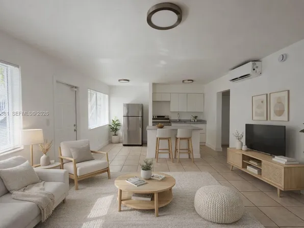 1999 N Glades Dr #3, Miami, FL 33162