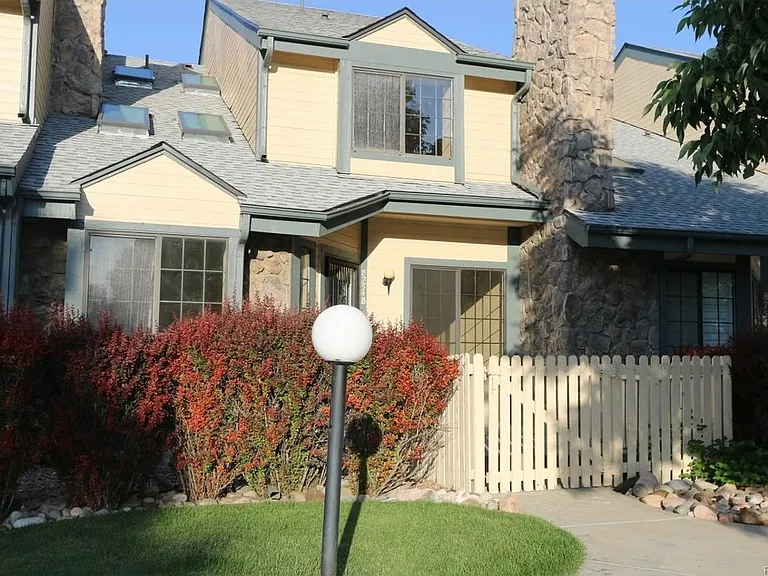 8754 Allison Dr #B — Photo 2