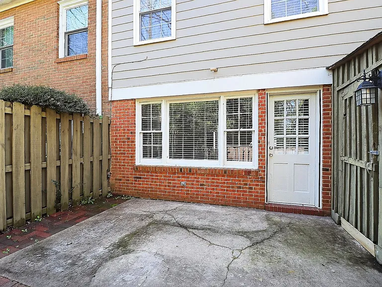 4605 Hedgemore Dr #D — Photo 25