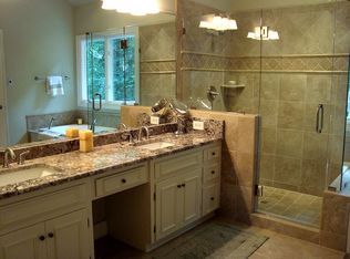 1424 Bascomb Dr, Raleigh, NC 27614