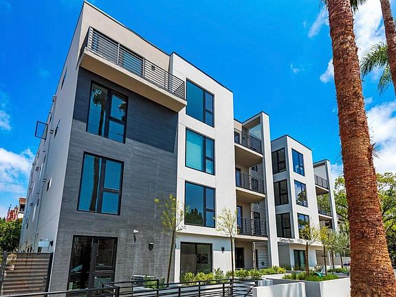 4th image of 1906 Overland Ave #1020