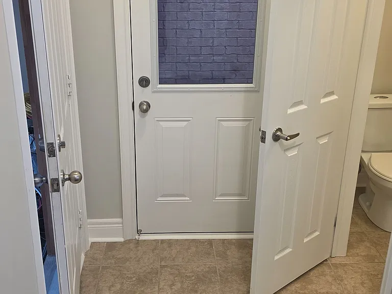 61 Collin Ct — Photo 6