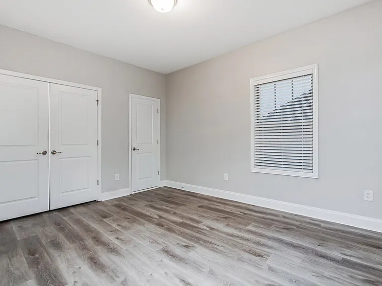 108 Heathwood Dr — Photo 14