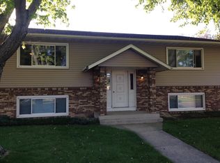 1733 Pleasant View Dr #2, Mankato, MN 56003