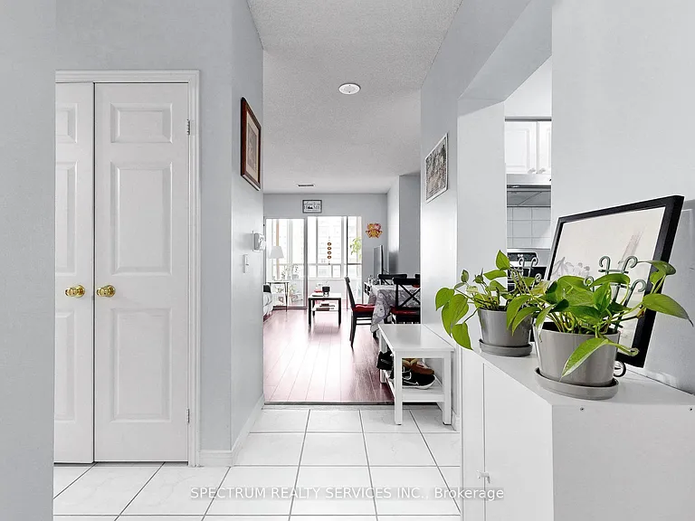 2628 McCowan Rd #Penthouse 09 — Photo 3
