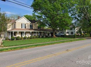 212 Cleveland Ave, Grover, NC 28073