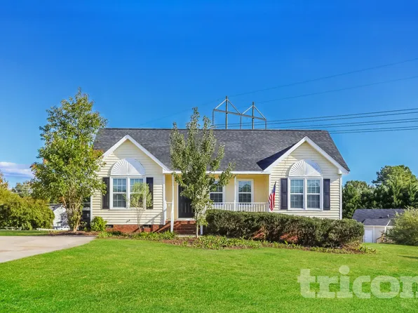 713 Ilex Ct, Wendell, NC 27591