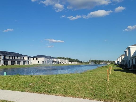 4th image of 15192 Wildflower Cir