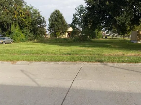 7301 Patricia St, Arabi, LA 70032
