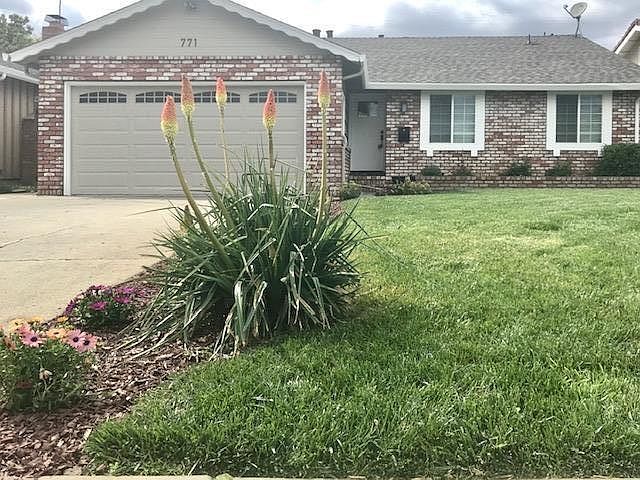 1st image of 771 College Dr