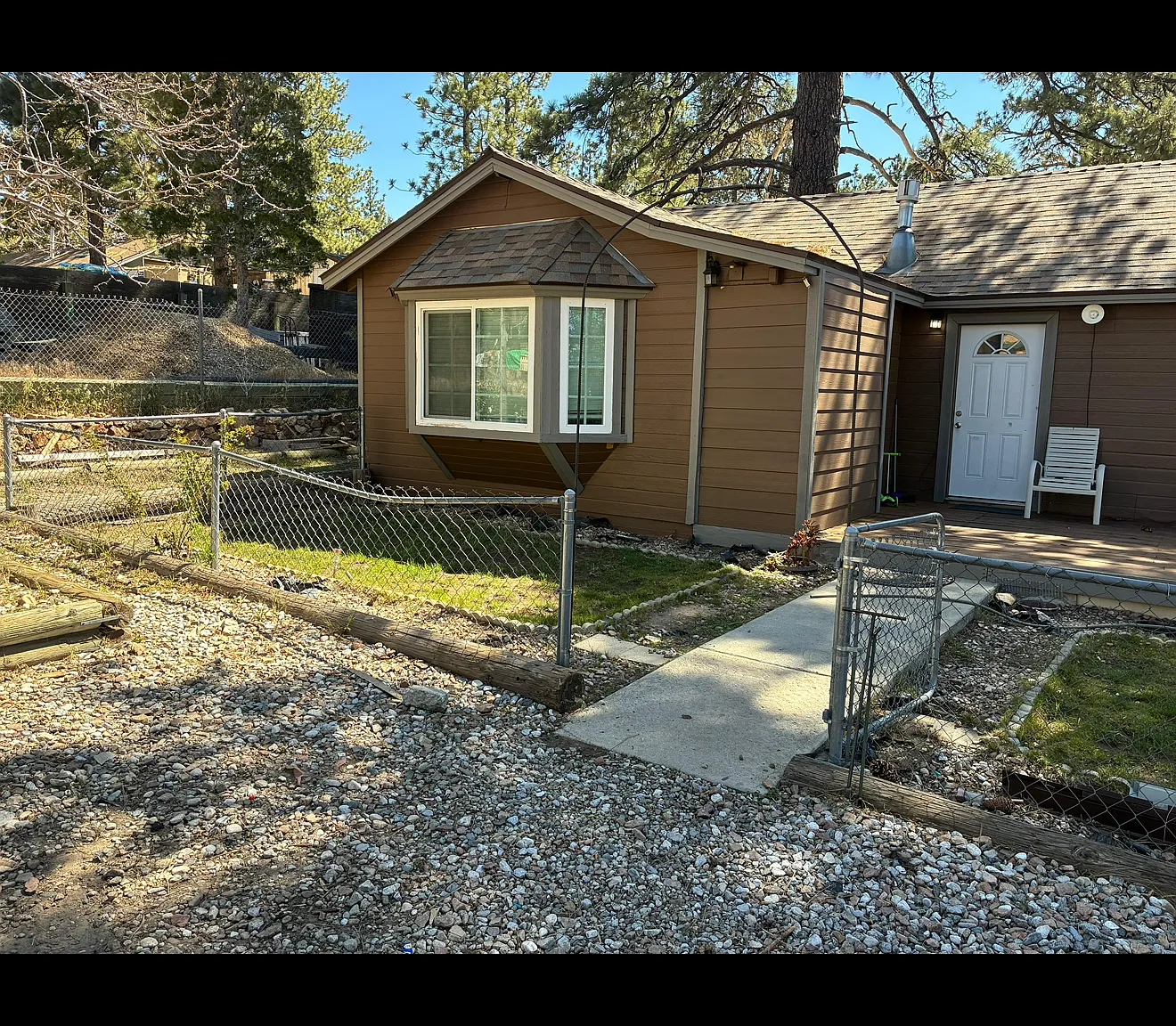 3 bed, 1100 sqft, $2,550 — Photo 1