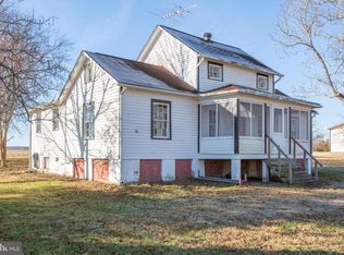 1224 Black Marsh Dr, Rappahannock Academy, VA 22538