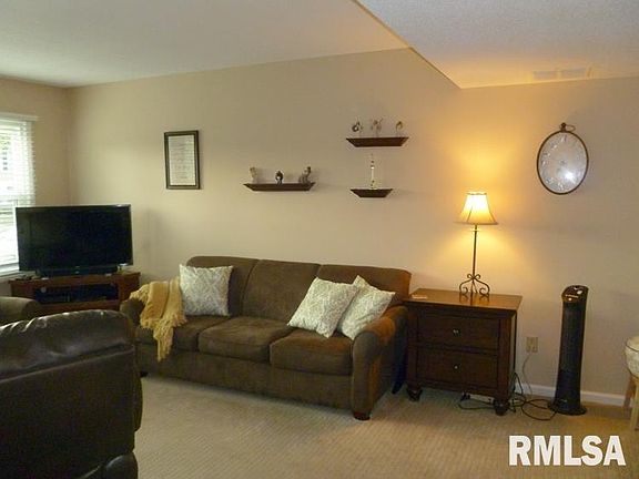 5th image of 3510 N Sandia Dr