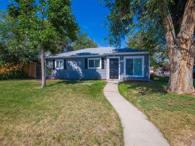 900 Victor St, Aurora, CO, 80011