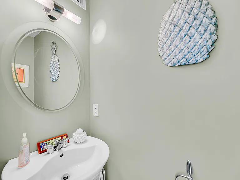 69 W Mariners Cay Dr — Photo 20