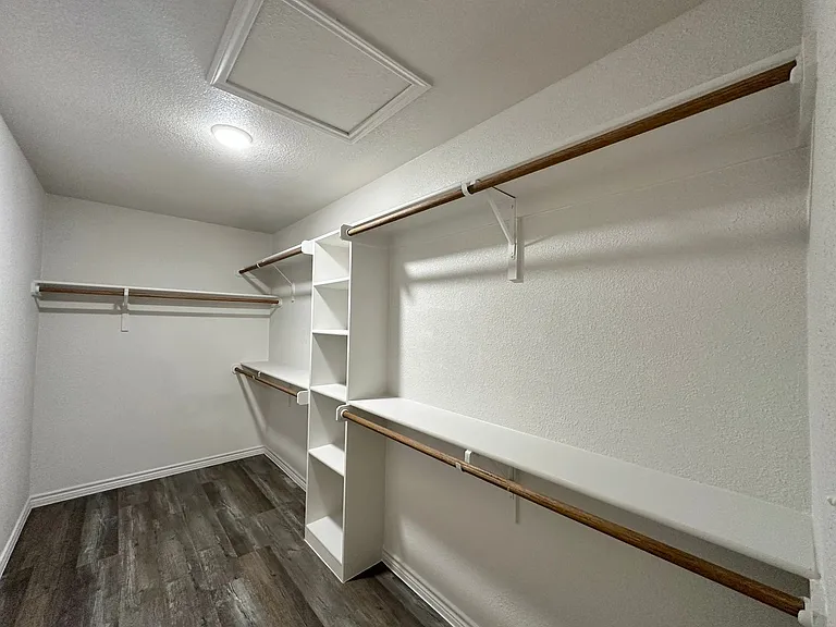 222B Dolphin Dr — Photo 24
