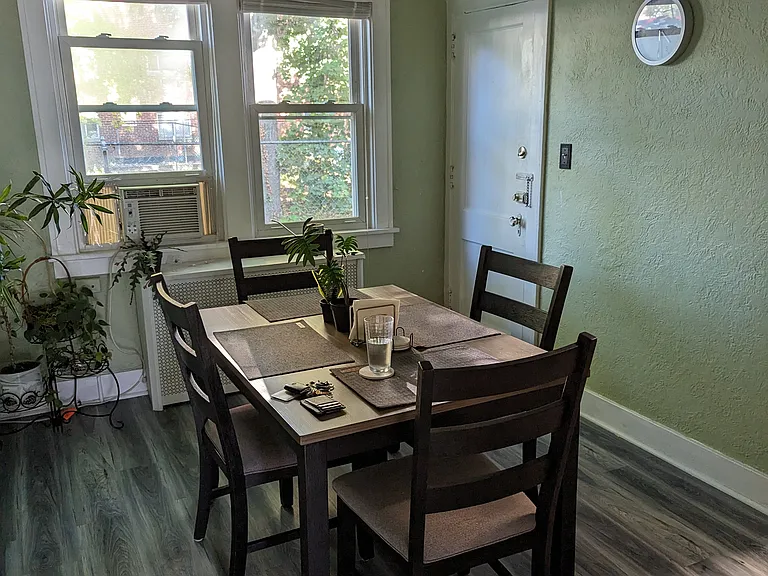 5535 Centre Ave #8 — Photo 1