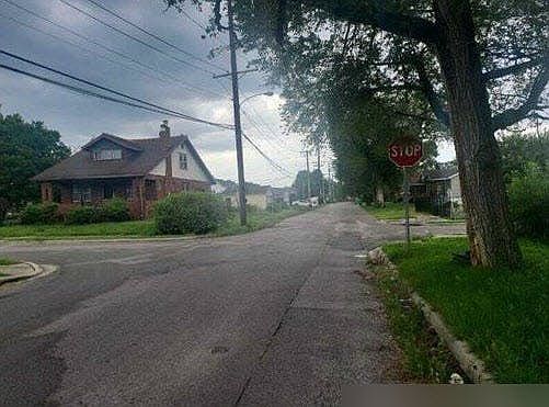 4th image of 3605 College Ave
