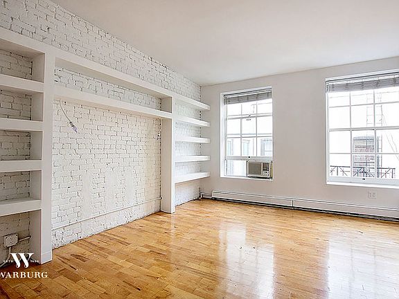 4th image of 422 West Broadway