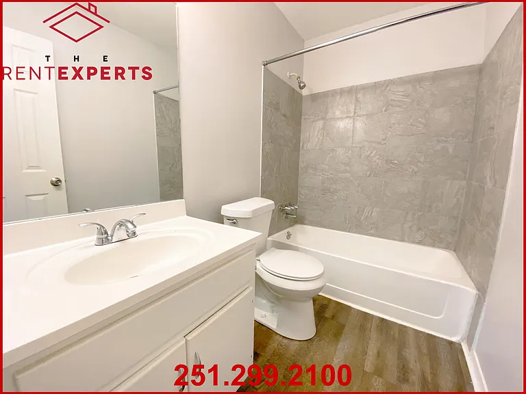 9641 Royal Woods Ct — Photo 13