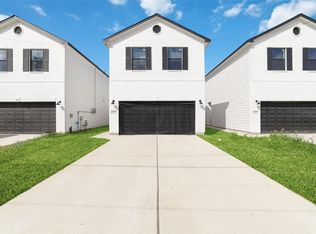 8723 Compton St, Houston, TX 77016