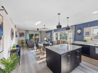 750 Burlington Ave N APT 2A, Saint Petersburg, FL 33701