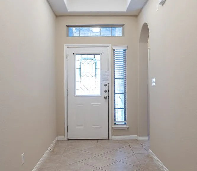9509 Sydney Marilyn Ln — Photo 4
