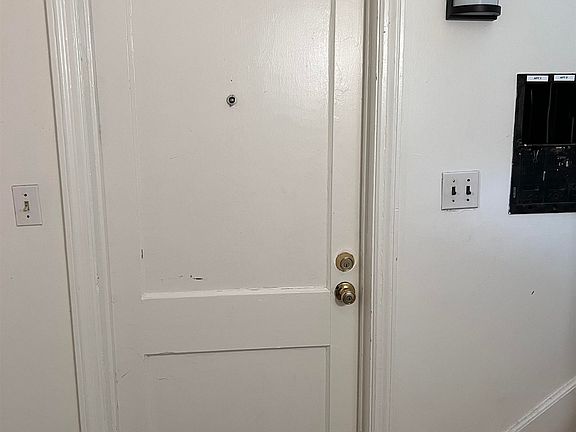 4th image of 314 E Virginia St APT 2