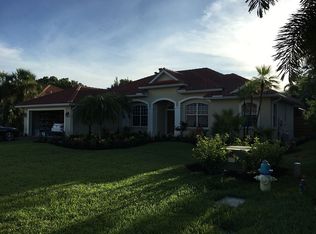 5600 Eastwind Dr, Sarasota, FL 34233