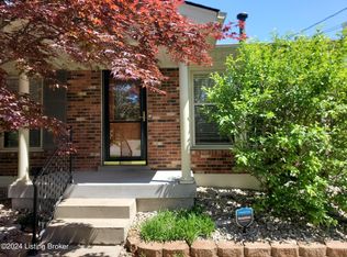 8119 Jasmine Ln, Louisville, KY 40228