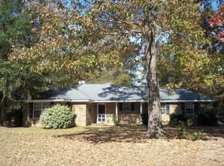 117 Daytona Dr, Bloomingdale, GA 31302