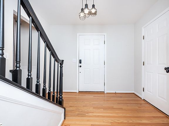 2nd image of 215 Windsong Dr