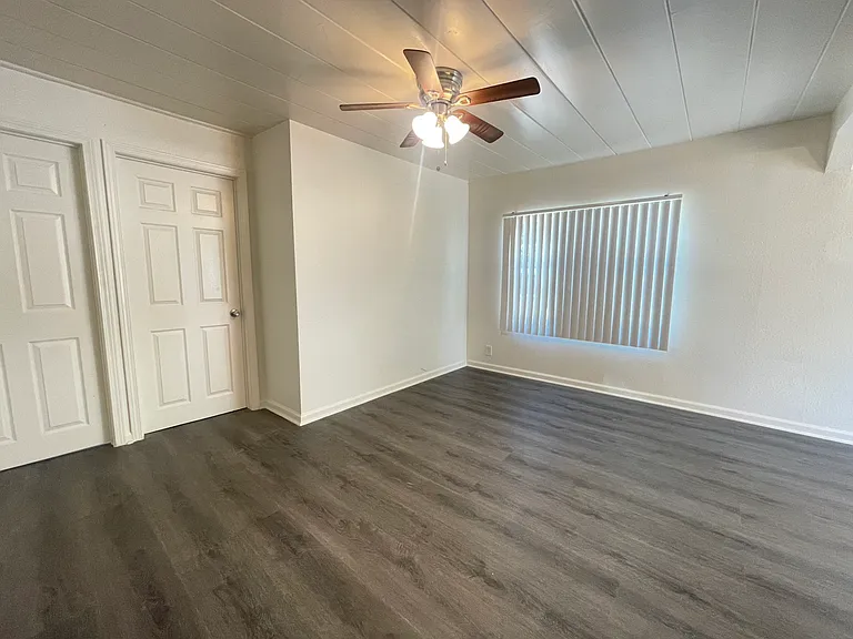4347 Cypress Ave #4347 — Photo 11