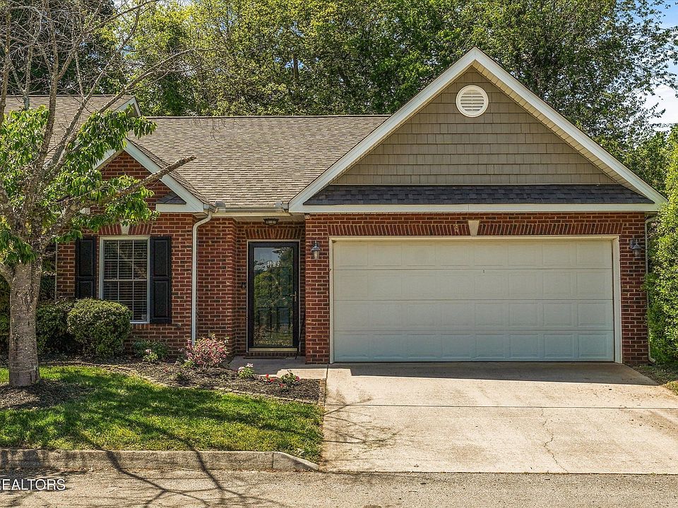1st image of 1125 Crested Springs Way