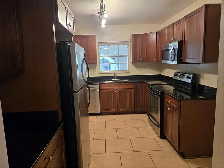 10350 Carrollwood Ln #188 — Photo 7