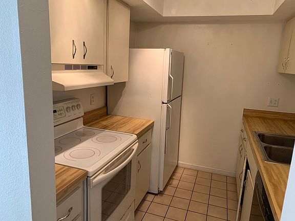 2nd image of 3926 Freedom Ave