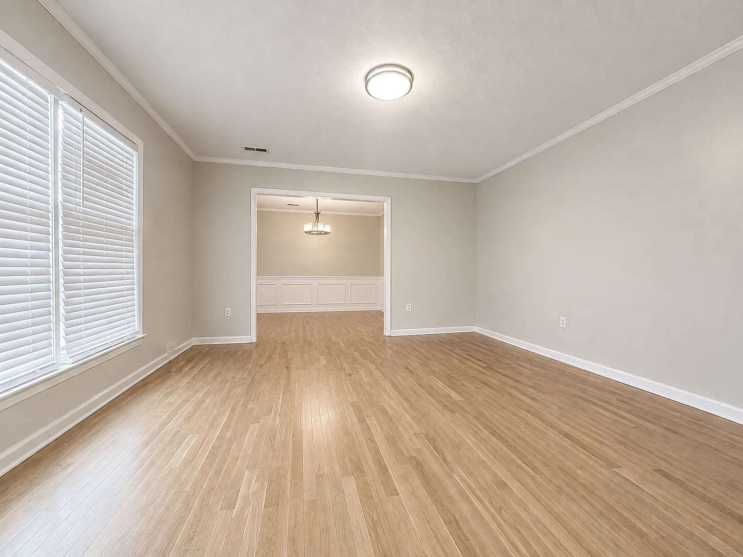 3 bed, 1696 sqft, $2,895 — Photo 4