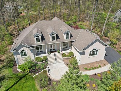 585 Meadow LANE, Elm Grove, WI, 53122