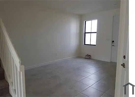 18431 NW 89th Ct — Photo 12
