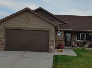 2462 Centennial Village Dr, Casper, WY 82609