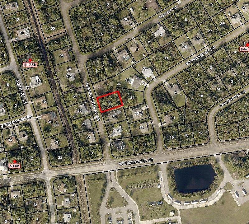 2nd image of 1775 Tradewinds Ave SE