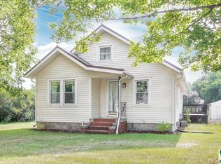 422 Elm St, Sloan, IA 51055
