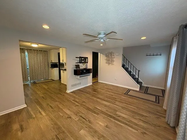 107 Grover Ave #A — Photo 5